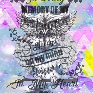 以下が含まれることがあります： カラフルな背景に白黒のフクロウ。フクロウはハートに囲まれ、「In loving memory of my angel Always on my mind Forever in my heart」というテキストが書かれている。