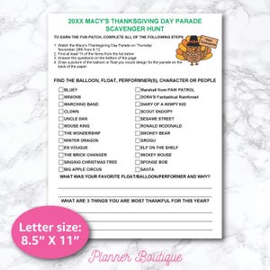 Puede incluir: Imprimible de búsqueda del tesoro del Día de Acción de Gracias en papel tamaño carta (21,6 x 27,9 cm). La hoja incluye una lista de personajes y carrozas del desfile del Día de Acción de Gracias de Macy. Un círculo rosa en la parte inferior izquierda indica el tamaño del papel. Las palabras "Happy Thanksgiving" están en la parte superior derecha.