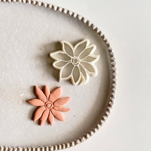 Shape cutter | polymer clay sunflower embossing stamp | embosser | Polymer clay supplies | flower earring cutter | SUNFLOWER CUTTER