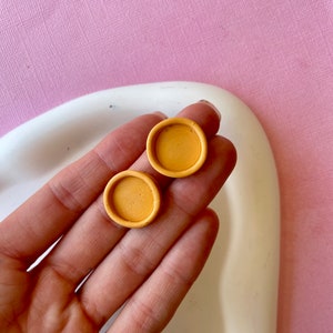 Round bezel shape cutter for polymer clay earrings