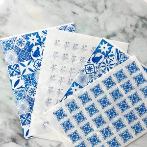 Carta transfer idrosolubile per pasta polimerica / trasferimento di immagini chinoiserie / trasferimenti di ciondoli in finta ceramica con piastrelle mediterranee / set di 4