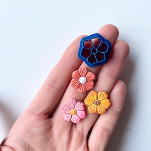 Clay cutter | flower shape cutter for polymer clay, ceramics and metal clay jewelry | clay tools and supplies | floral earrings