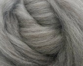 1 lb Oatmeal BFL combed top, roving, spinning fiber, felting fiber, wool, blue faced leicester, by the pound
