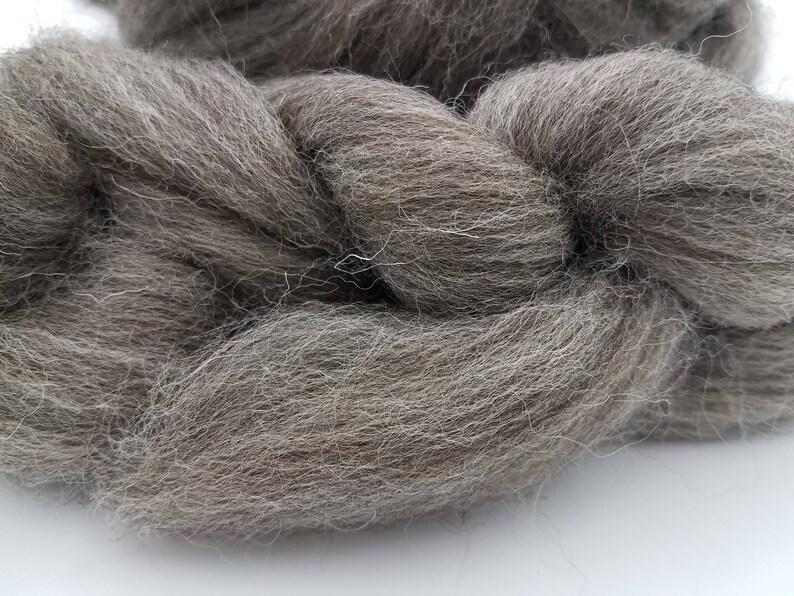 Jacob Fiber 1 Lb Grey Jacob Combed Top, Roving, Spinning Fiber, Felting Fiber, Wool ...