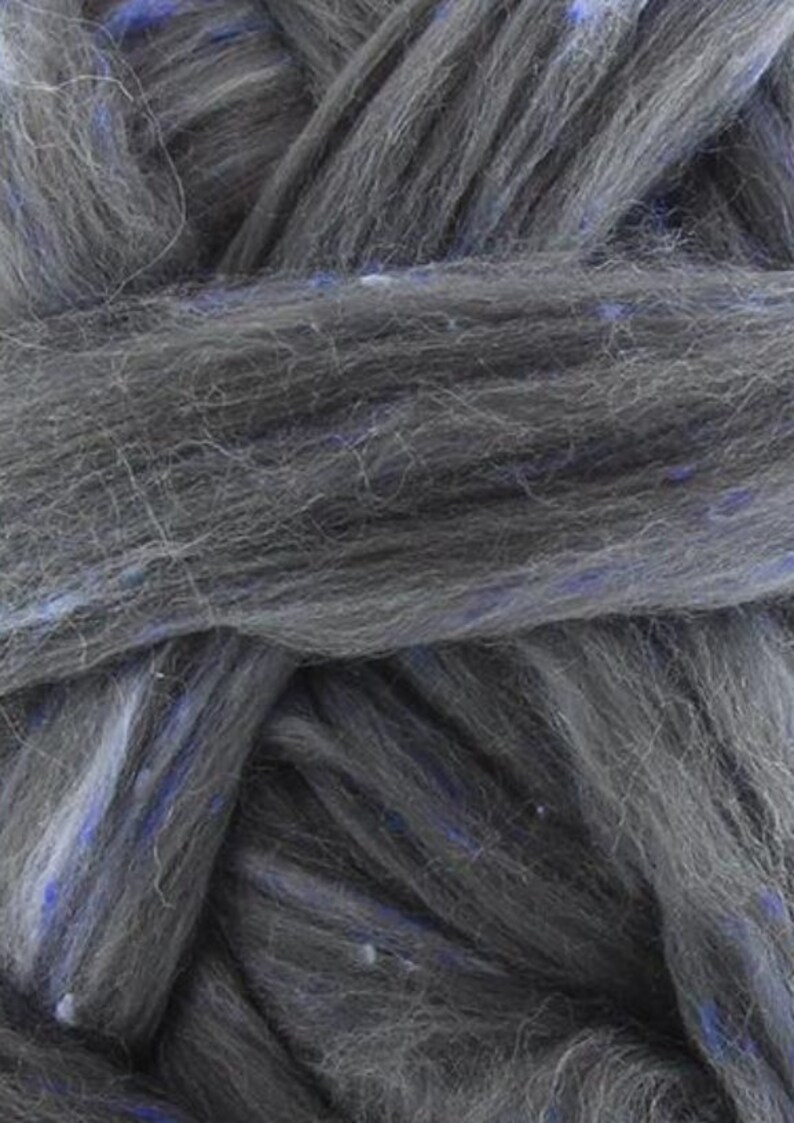 spinning fiber roving braid Fable MerinoBamboo tweed combed top 23 micron luxury fiber felting fiber spinning fiber tweed 4 ozs