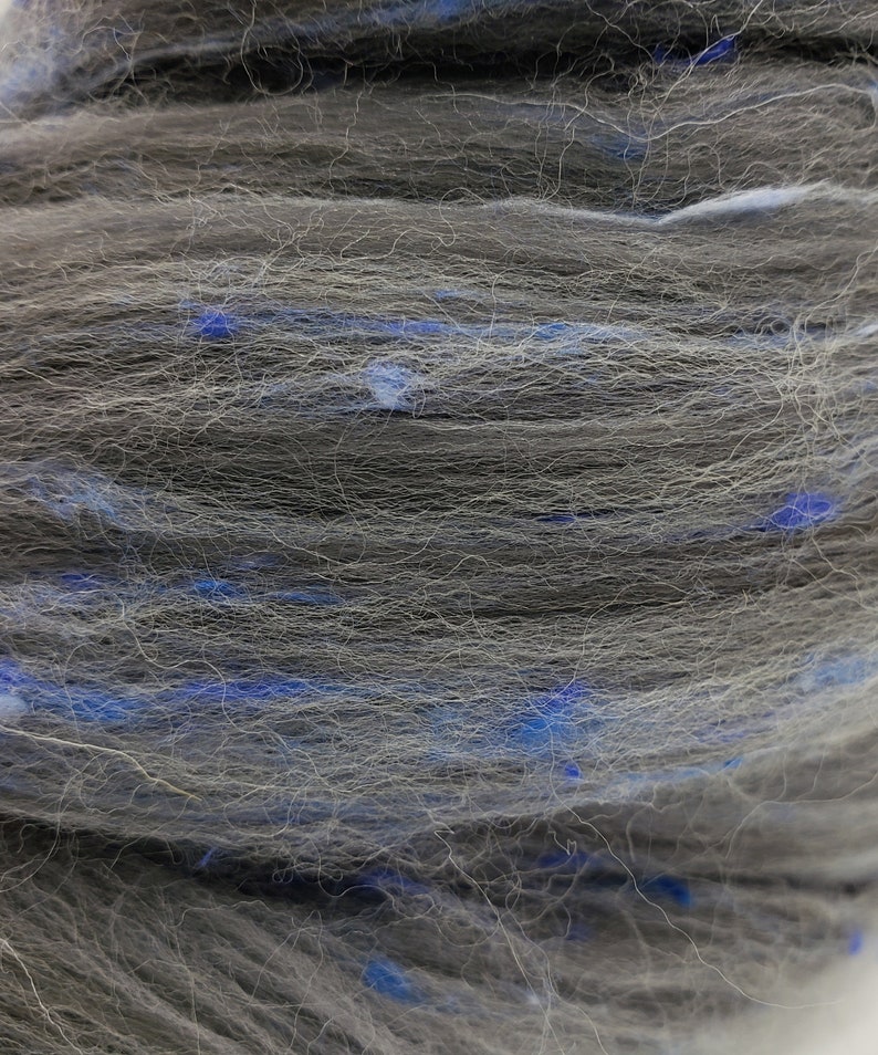 spinning fiber roving braid Fable MerinoBamboo tweed combed top 23 micron luxury fiber felting fiber spinning fiber tweed 4 ozs