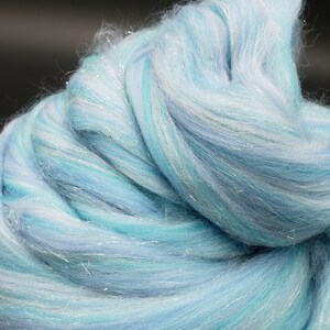 4 Unzen Worth Melting Für Merino Combed Top, 23 Mikron Spinnfaser mit Angelina Sparkle Bild 2
