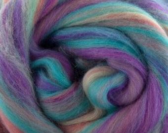 Once upon a time, 23 micron, 4 oz braid, merino, combed top, roving, spinning fiber, hand spinning fiber, fibre, angelina, merino