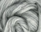 1 lb Grey BFL combed top, roving, spinning fiber, felting fiber, wool, blue faced leicester, by the pound