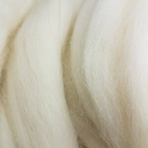 1 lb White Shetland combed top, roving, spinning fiber, felting fiber, by the pound