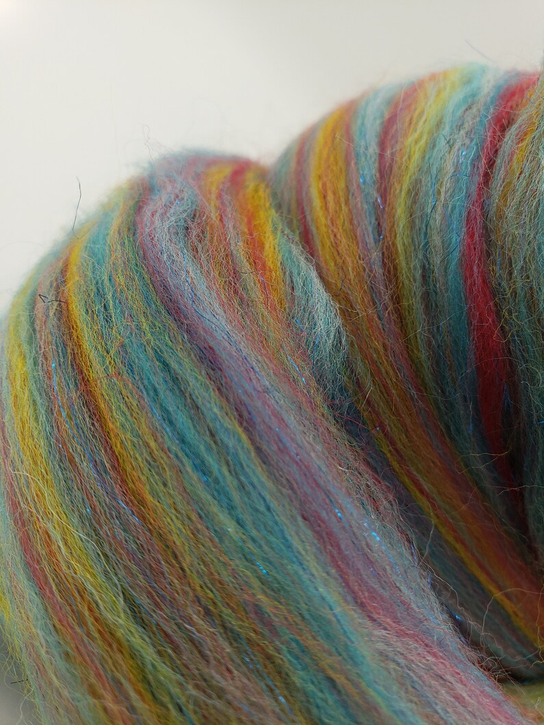 Over the Rainbow, 23 micron merino, 4 oz braid, combed top, roving, spinning fiber, angelina sparkle image 2