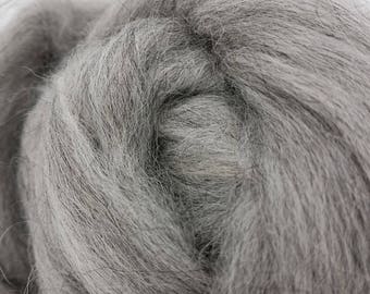 1 lb Grey Icelandic Wool Combed Top, Spinning Felting Fiber