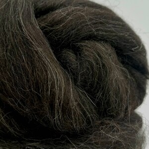 1 lb Black Icelandic combed top, roving, spinning fiber, felting fiber, lopi yarn, by the pound