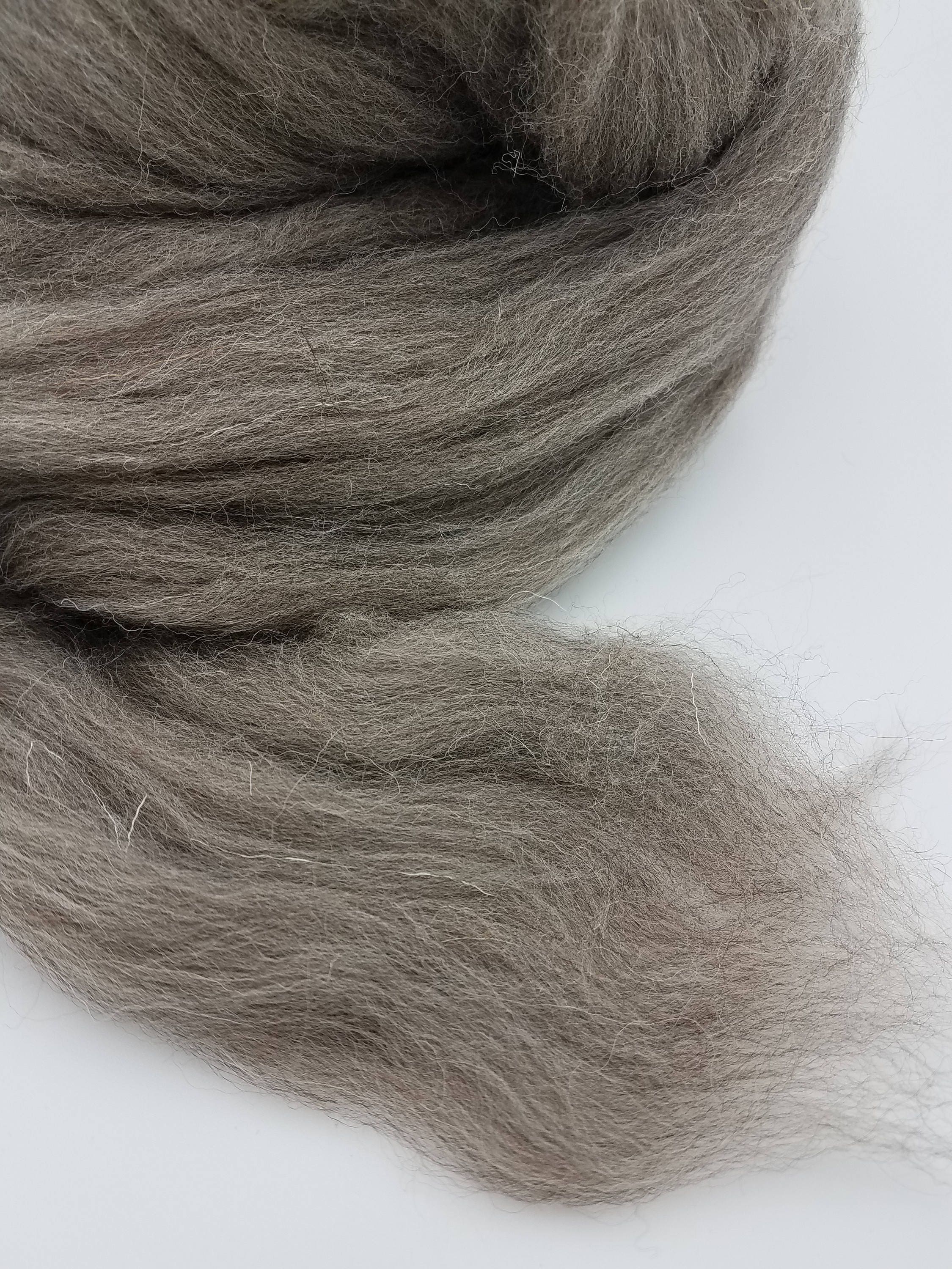 Jacob Fiber 1 Lb Grey Jacob Combed Top, Roving, Spinning Fiber, Felting Fiber, Wool ...