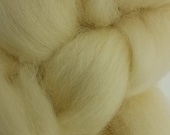 1 lb White Corriedale combed top, roving, spinning fiber, felting fiber, fiber, by the pound