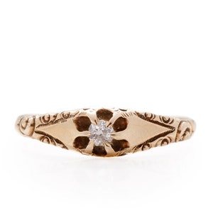 Anillo de compromiso victoriano de oro amarillo de 14 quilates de 0,05 ct con diamantes brillantes antiguos europeos, circa 1890 - VEG n.° 1689