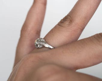 アンティーク　フランス　1920～30 　ディゴワン・パトリシア Circa 1920s Art Deco Platinum GIA Certified .54ct Cushion