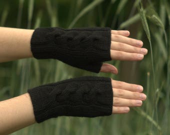 Black fingerless gloves Womens black gloves