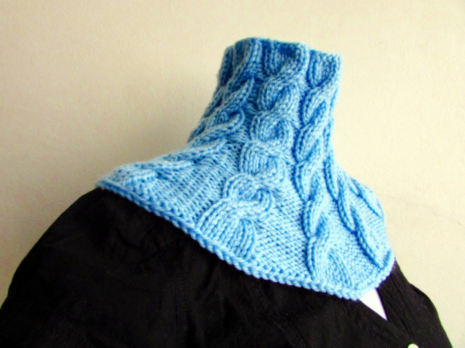 Cabled Cowl Knitting Pattern - Chunky Knit Neckwarmer (PDF Pattern) - Etsy