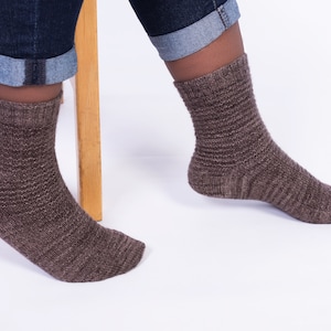 Little Boxes Socks - Easy Socks Knitting Pattern