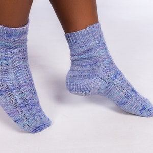 Cable & Lace Socks Knitting Pattern - Lace Socks Pattern