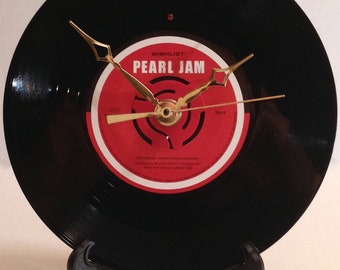 Recycled PEARL JAM 7" Record • Song: Wishlist • Record Clock