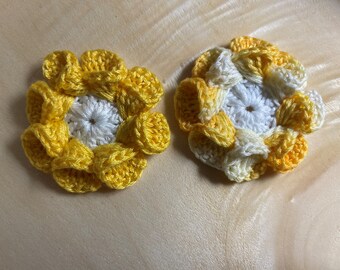 Crochet flower applique,crochet applique,Crochet Flower, baby hair clips,card making,scrapbook,sew on appliques, embellishments,set of 2