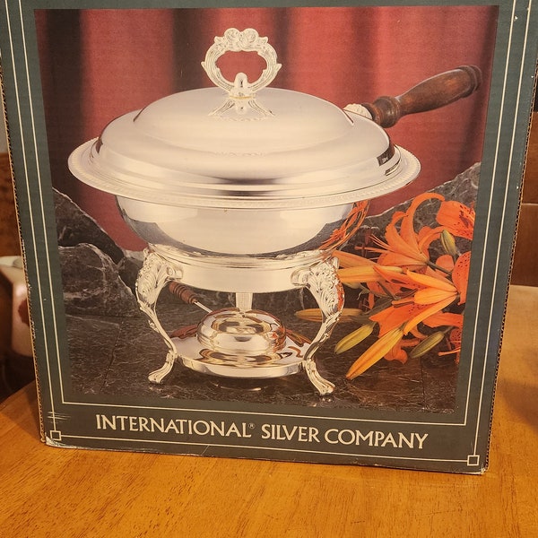 International Silver Company Chafing Dish with Sterno Holder 99115806