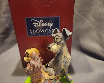 Disney Showcase Traditions: Los opuestos se atraen: La dama y el vagabundo - Nuevo en caja