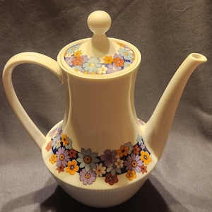 Vintage Mitterteich Bavaria blommig tekanna MCM