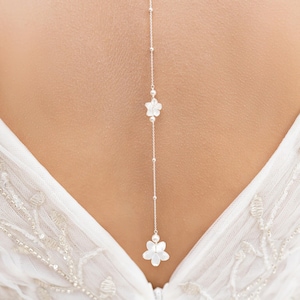 Gioielli per la schiena da sposa, Gardania, gioielli per la schiena da sposa, gioielli per la schiena da sposa, gioielli per la schiena da sposa con fiori, pendente per la schiena da sposa con fiori in madreperla