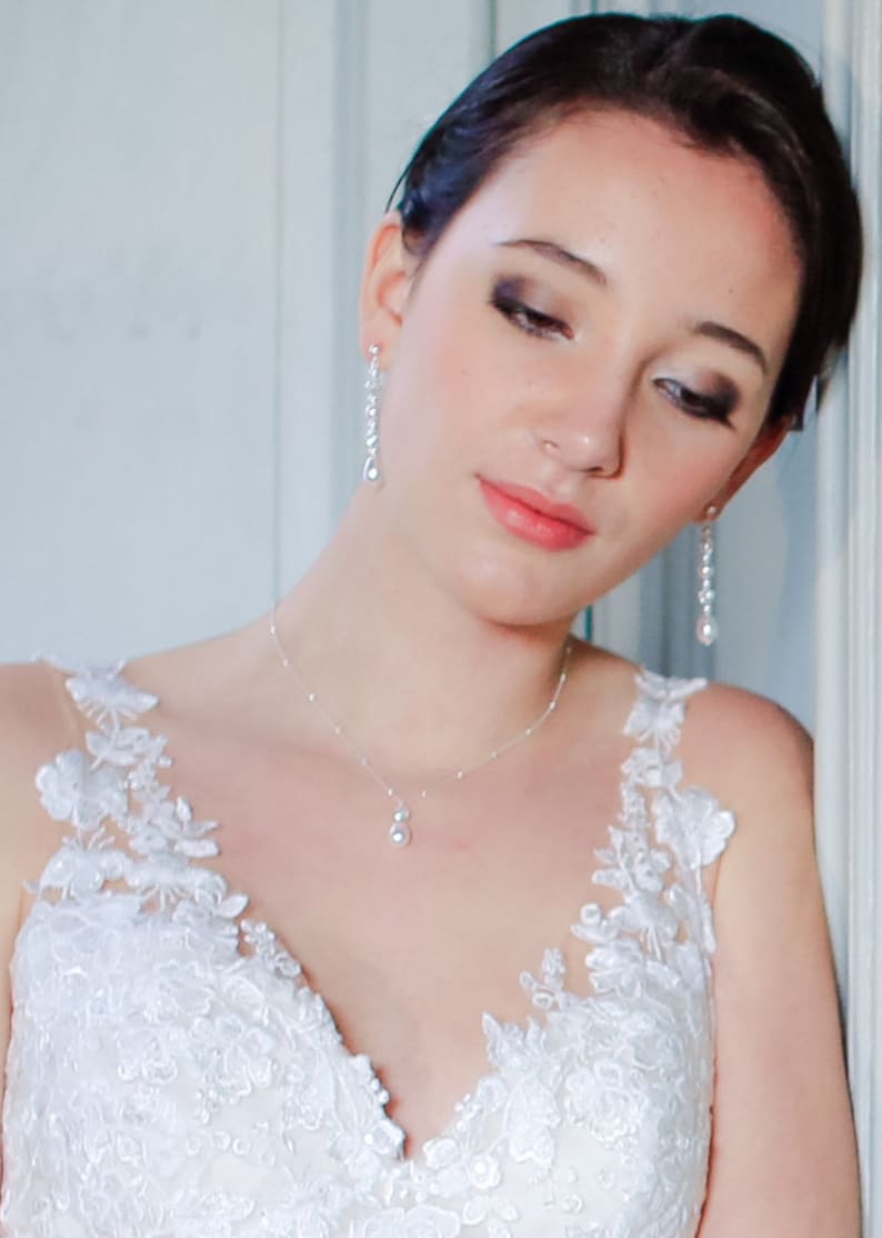 Elegant pearl and crystal bridal necklace, Ines, crystal bridal jewelry, pearl bridal necklace, 925 silver bridal jewellery, Bridal jewelry image 6