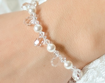 Crystal bridal bracelet, Gouttes perles, pearl bridal bracelet, crystal wedding jewelry, pearl wedding bracelet, bridal bracelet