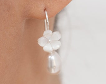 Mother of pearl flower bridal earrings, Hana, romantic flower bridal earrings, boho bridal earrings, ivory flower wedding earrings