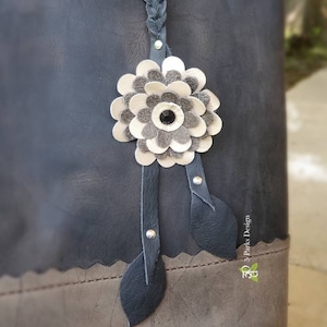 Leather Purse Charm, Leather Flower, Purse Dangle, Bag Charm, Flower Purse Charm, Purse Jewelry, Flower Keychain, Leather Keychain