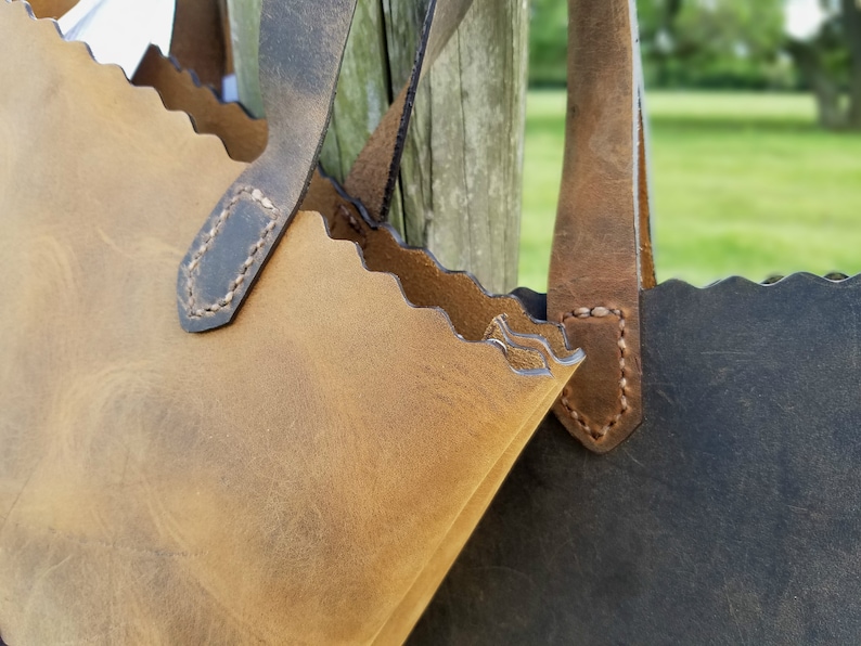 Everyday Bag ~ Rissy Tote by 3PD Scalloped Leather w Hand-stitching Bicolor Rustic Leather Totebag or Tote Purse ~ Handmade Simple Tote