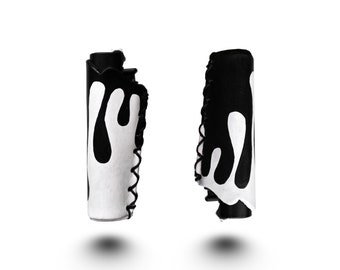 Black & White Drip - Hand-Painted Clipper Lighter Case - 1pc