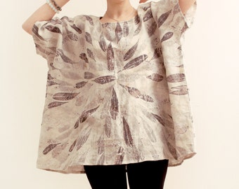 Naturally Dyed Loose Linen Top,  Boxy Shirt White Gray, Botanical Printed Blouse, Hand-Dyed Women's Shirt, Relaxed Fit Batwing Oversize