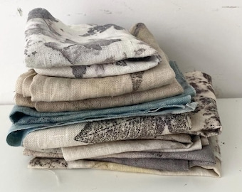 Bundel natuurlijk geverfd linnen, handgeverfd, rustiek-botanisch eco-bedrukt, langzame steek, quilten, naaiprojecten, textielkunst _ 15