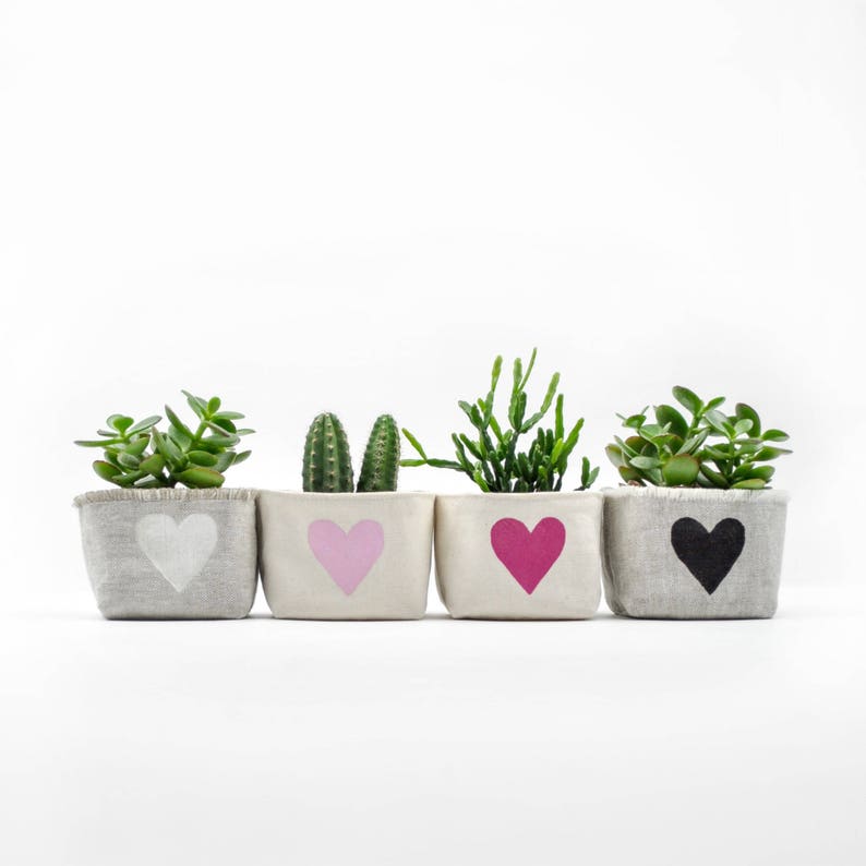 Heart Linen Planter for Succulents and Cacti, 3 Small Size, Black Heart Blockprint on Natural Linen zdjęcie 9