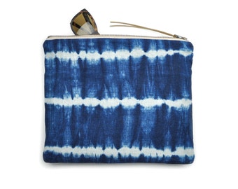 Indigo Shibori Big Linen Pouch in Stripe Pattern with Metal Zipper, for Books, Magazines and Tablets