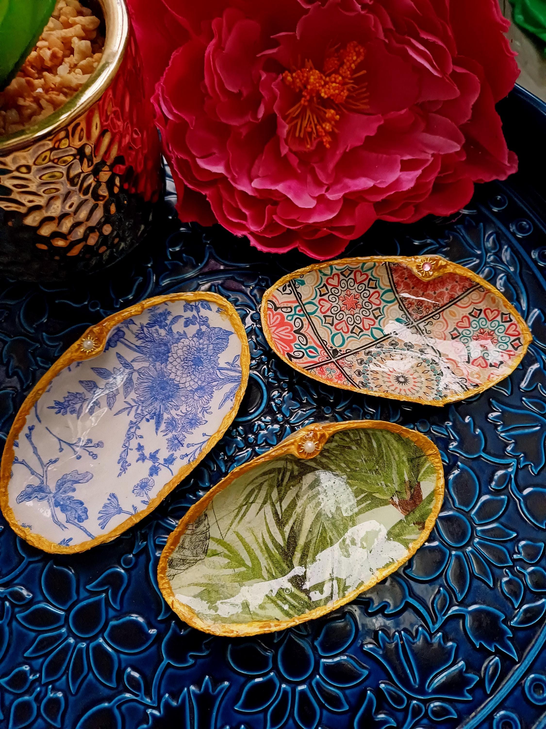 Lot De 4 Coupelles Vintage En Verre Coloré - Fabrication Française - Motif Floral
