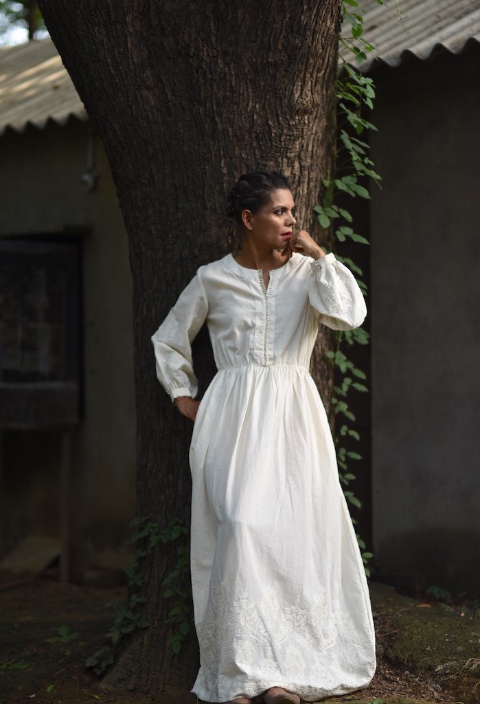 London Khadi Muslin Maxi Dress With Embroidery at Hem & - Etsy UK