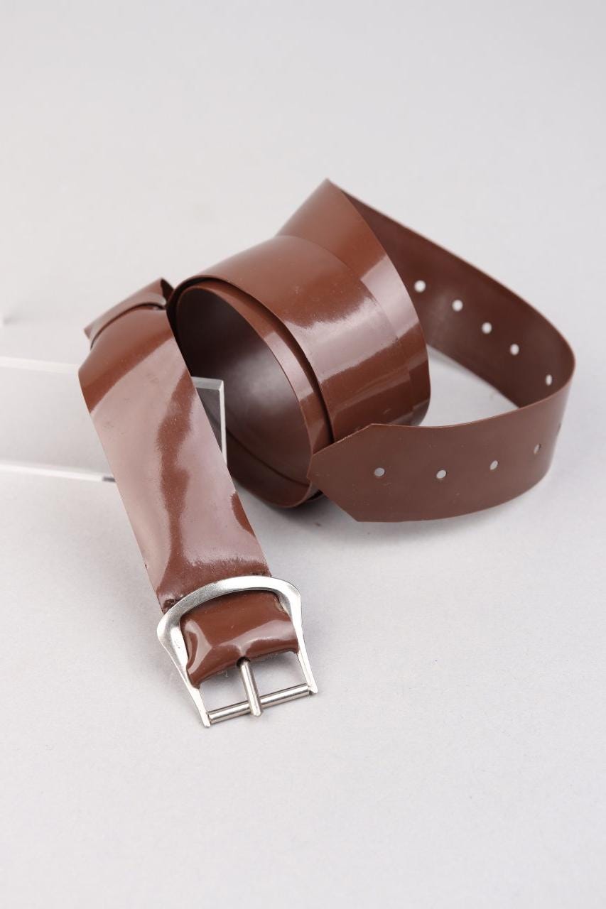 Brown Chain Link Belt Vintage 40\'s Retro Early Plastic Brown Link Hip Belt Vintage 40 main image 4