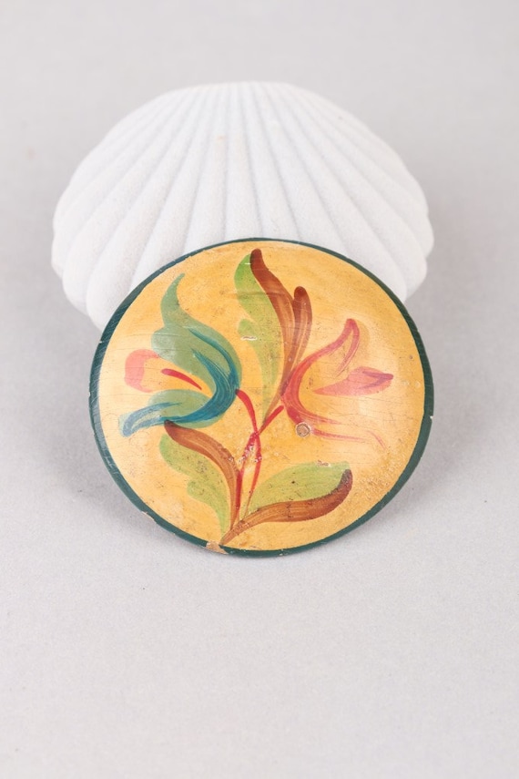 Vtg 1940s Wooden Hand Painted Floral Brooch