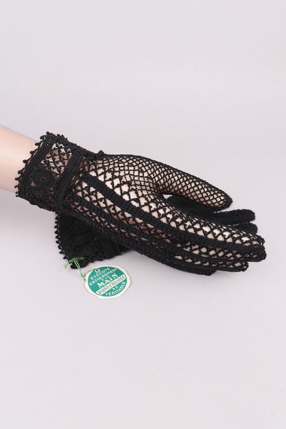 Vtg 1930s 40s Black Cotton Crochet Gloves | XS-S - image 2