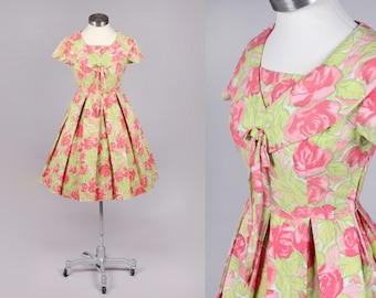 Vtg 1950s 60s vestido floral verde rosa / XS Petites