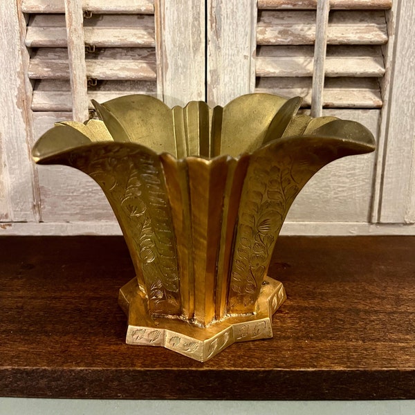 Brass Art Deco Fluted Planter, Vintage Gold Pot With Ornate Leaf Design, Centerpiece Made in India