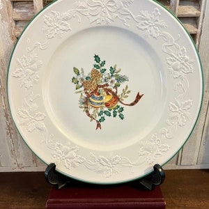 Mikasa Holiday Season Plate #DB901