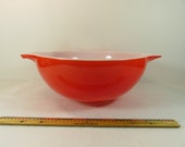 PYREX Bright Red Large Cinderella Mixing Bowl 444 4qt From Friendship Nesting Set 10 1 4 x 13 inch